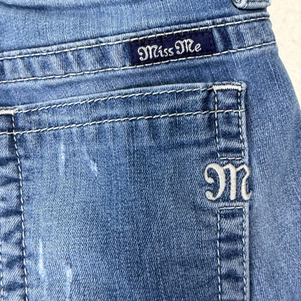 Miss Me Mid-Rise Skinny Jeans 26 Medium Wash Distressed Ripped Frayed Hem Denim - Picture 12 of 12